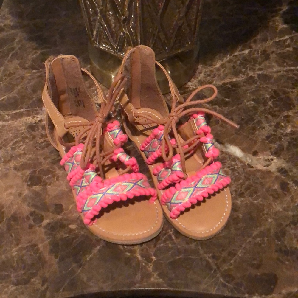 Barely worn Gap Sandals